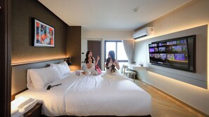 Luxury Premier Room | Màn/rèm cản sáng, truy cập Internet không dây miễn phí, bộ trải giường 