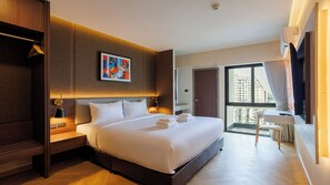 Blackout curtains, free WiFi, bed sheets - B2 Huai Khwang Boutique & Budget Hotel (Bangkok)