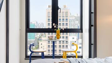 43-inch flat-screen TV with cable channels, TV, Netflix