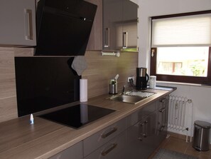 Kühlschrank, Ofen, Geschirrspüler