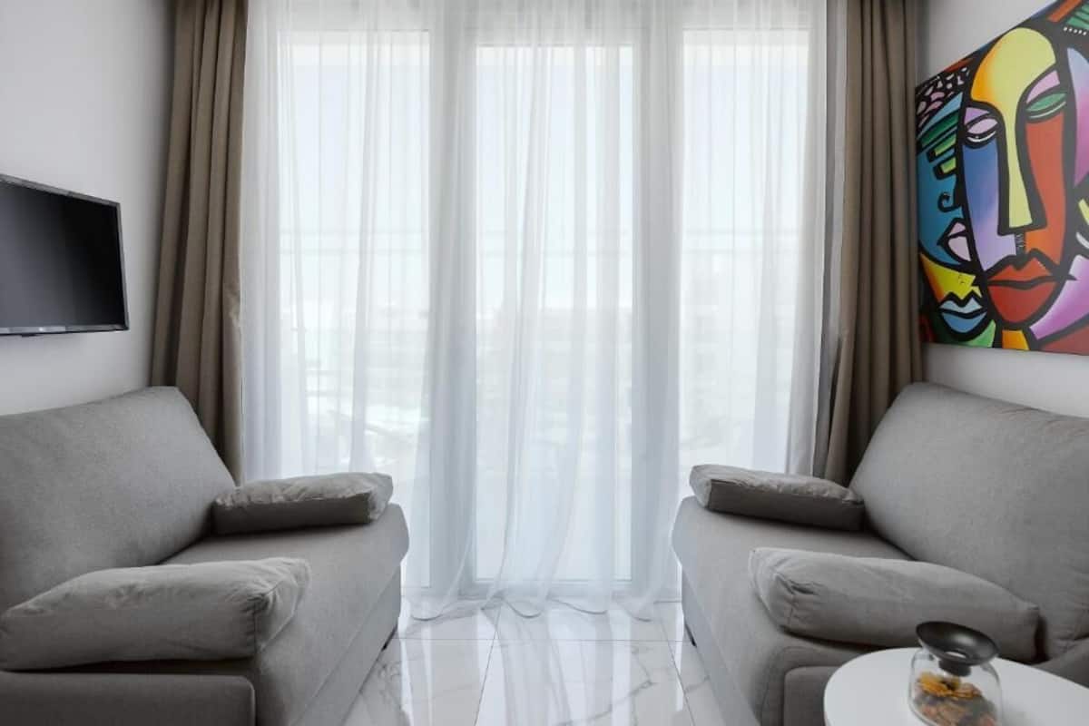 junior double room, partial sea view | view from room