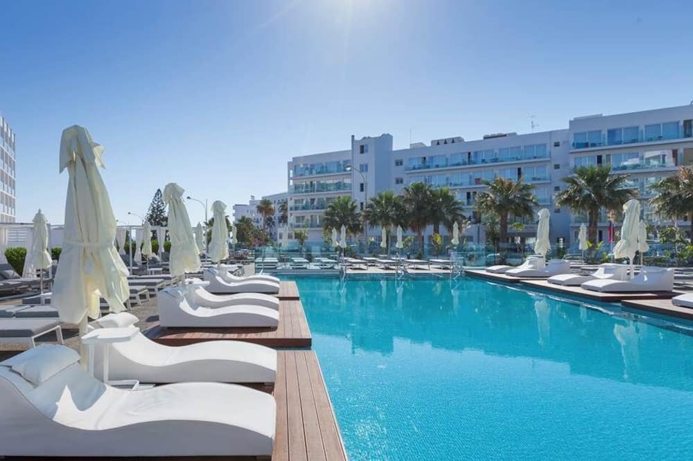 The Blue Ivy Hotel and Suites