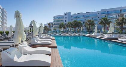 The Blue Ivy Hotel and Suites