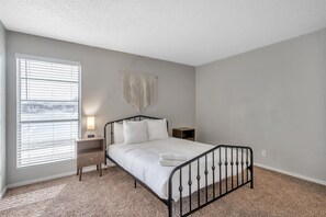 1 bedroom, iron/ironing board, free WiFi, bed sheets