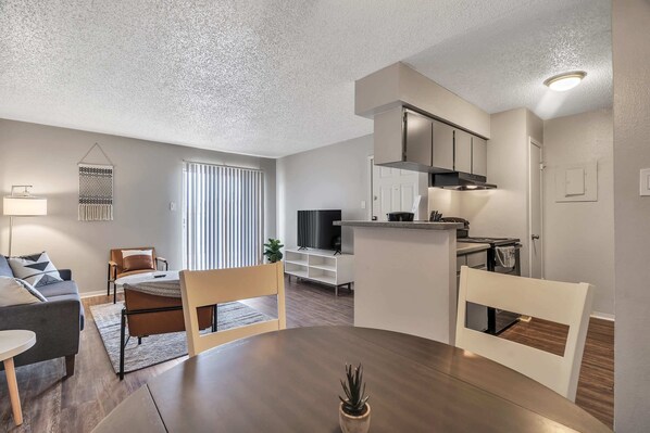 Apartment (1 Bedroom) | Living area | TV