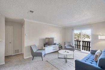 Spacious Midland 1BR With Private Balcony