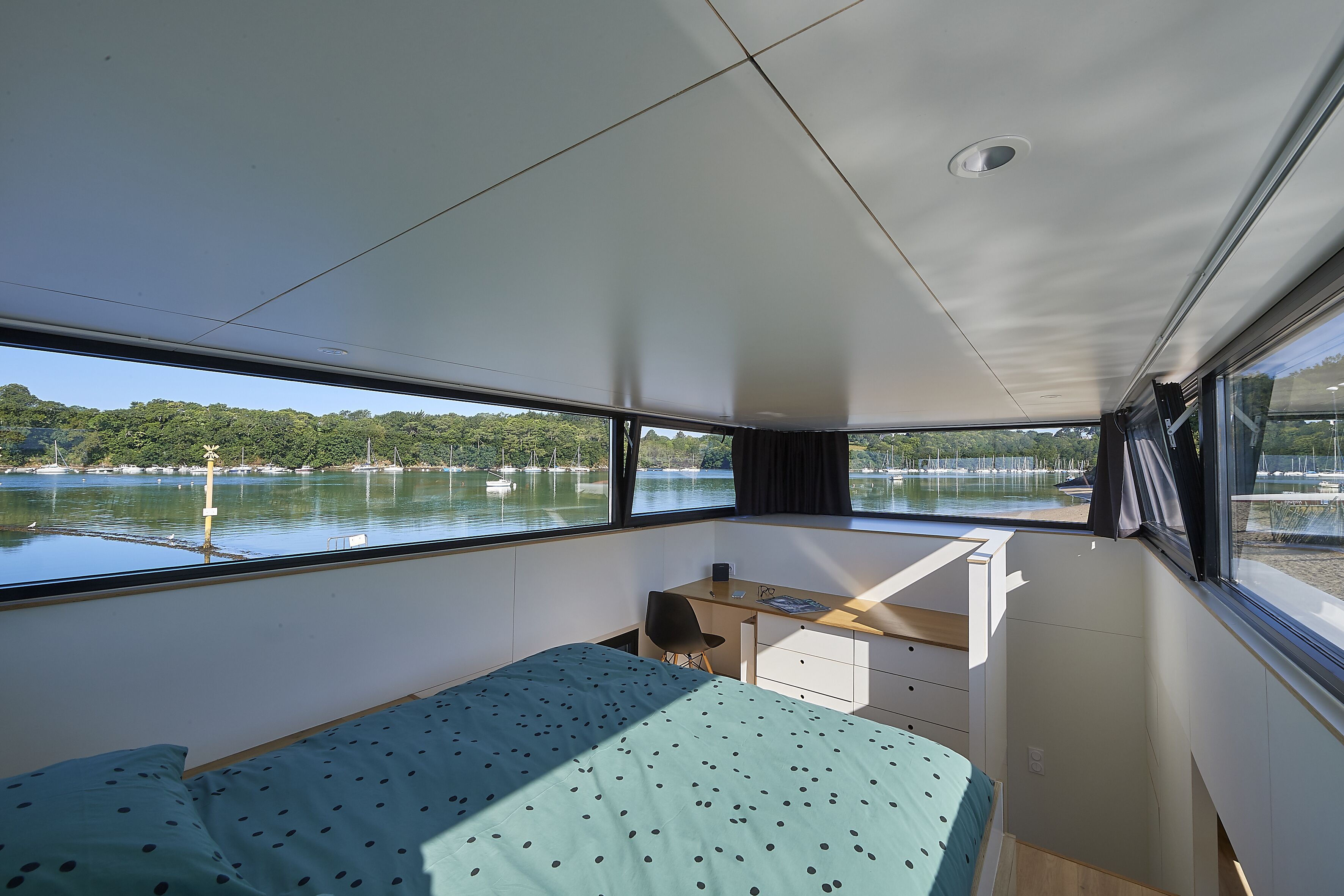 2 chambres, bureau, Wi-Fi gratuit, draps fournis