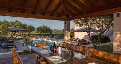 Villa Caper