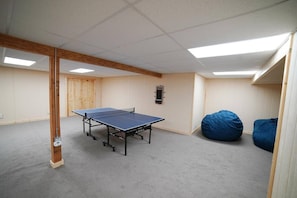 Spielezimmer
