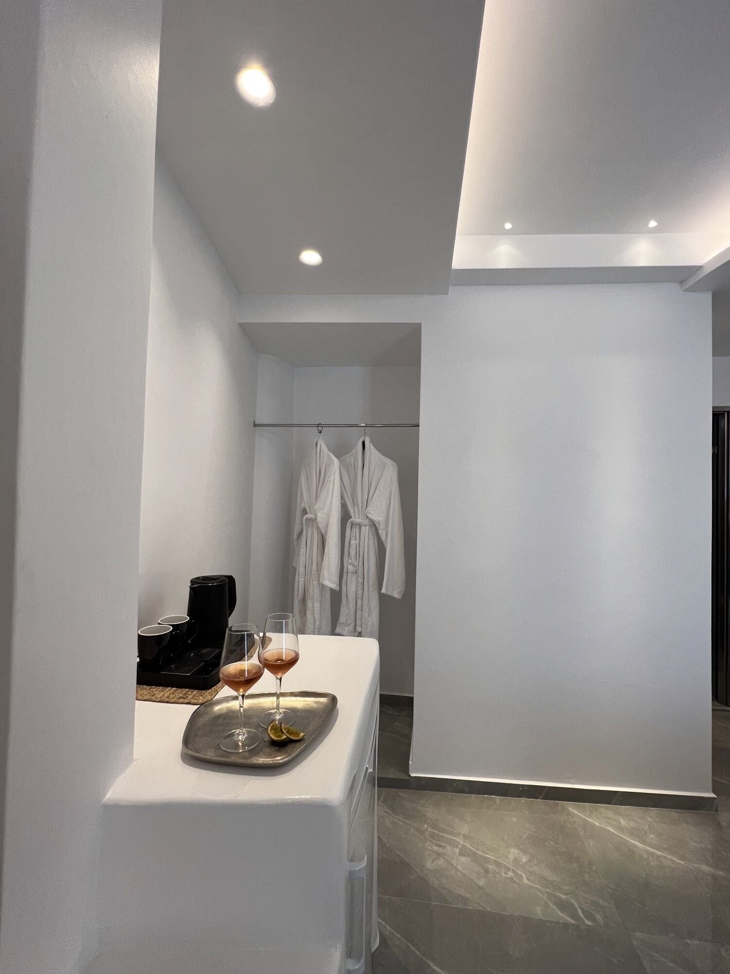 superior suite, jetted tub, sea view | 1 bedroom, individually decorated, individually furnished, desk