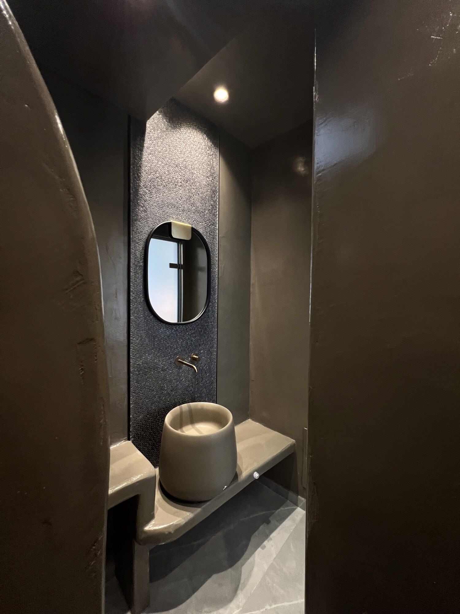 superior suite, jetted tub, sea view | bathroom | shower, free toiletries, hair dryer, towels