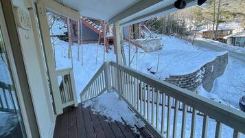 Kondominium, 2 kamar tidur | Balkon