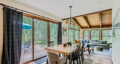 Keystone Gulch 1688 3 Bedroom Cabin by RedAwning