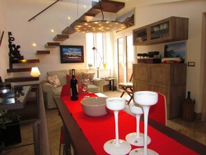 Appartement | Cuisine privée | Réfrigérateur, micro-ondes, plaque de cuisson, lave-vaisselle
