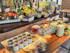 Daily buffet breakfast for a fee - Granbell Hotel Osaka (Osaka)