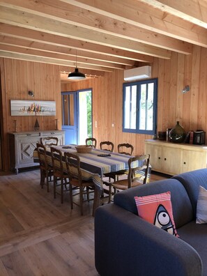 Dining - Comfortable wooden house sleeps 8 Plage des Américains Cap Ferret (Lège-Cap-Ferret)