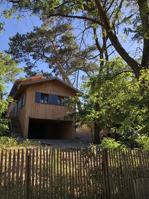 Exterior - Comfortable wooden house sleeps 8 Plage des Américains Cap Ferret (Lège-Cap-Ferret)