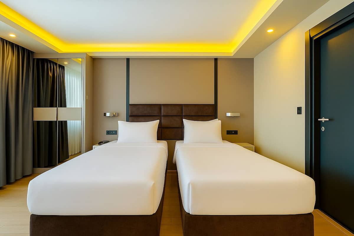 Standard Twin Room | 1 bedroom, Egyptian cotton sheets, premium bedding, minibar