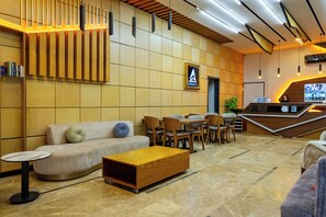 Lounge i lobbyen
