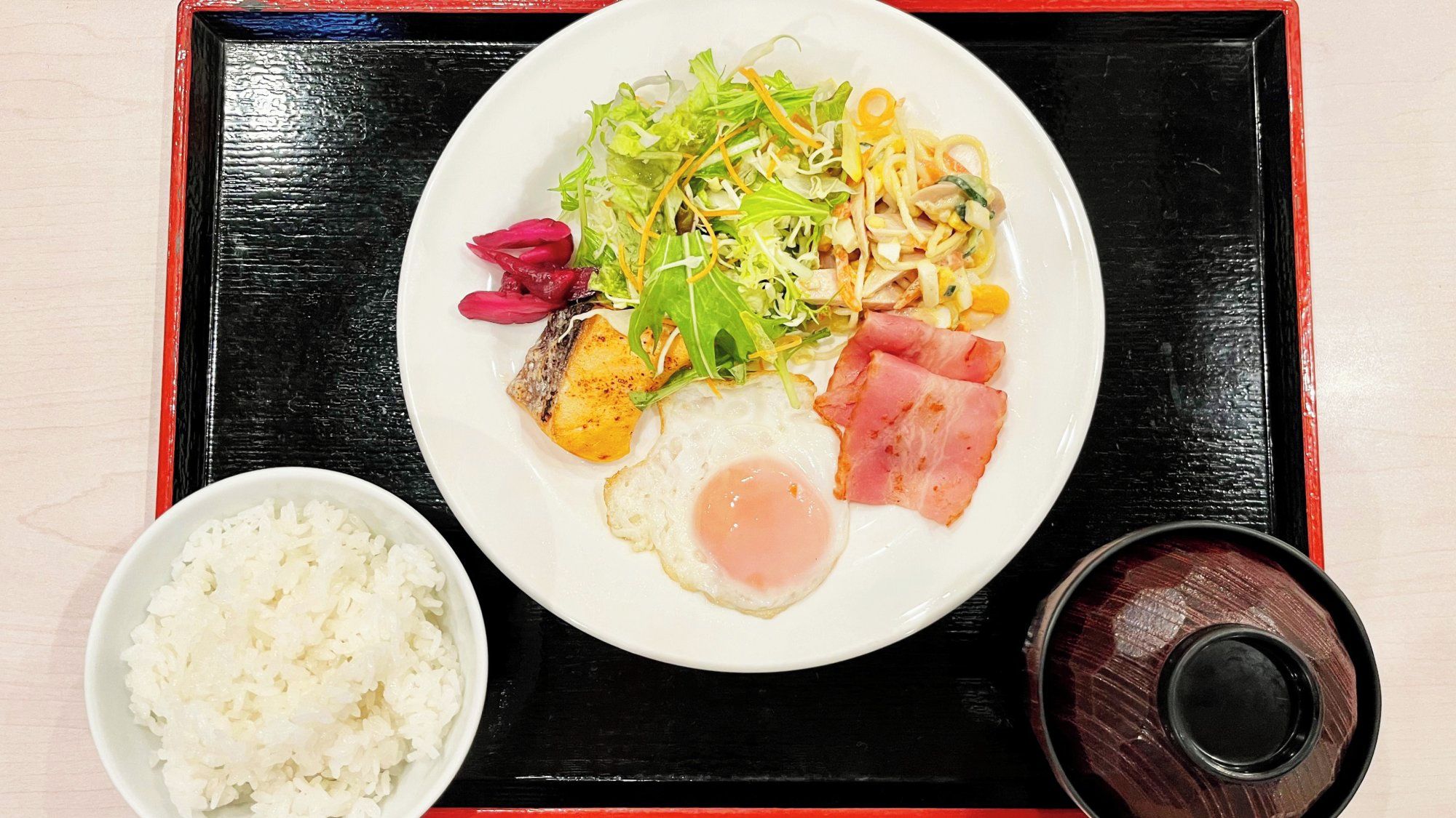 餐飲