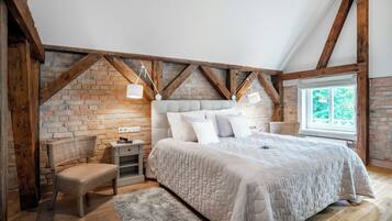 1 habitación, tabla de planchar con plancha, cuna de viaje y wifi