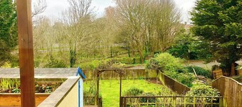 3 bedroom accommodation in Torquay