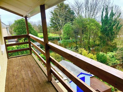 3 bedroom accommodation in Torquay