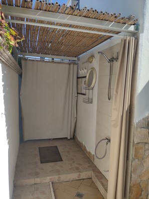Shower, bidet - Carezza di Mare (Punta Prosciutto)