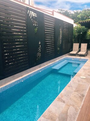 Outdoor pool - Private retreat - house with pool (Garabito)