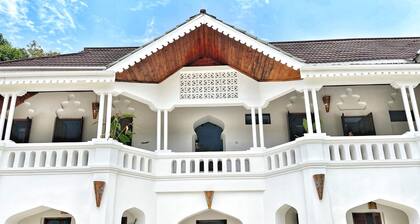 The Manor House by Sansi