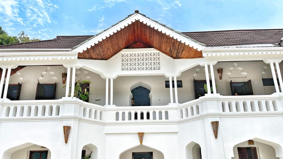 The Manor House by Sansi