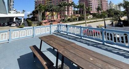 Hotel Motel Lauderdale Inn