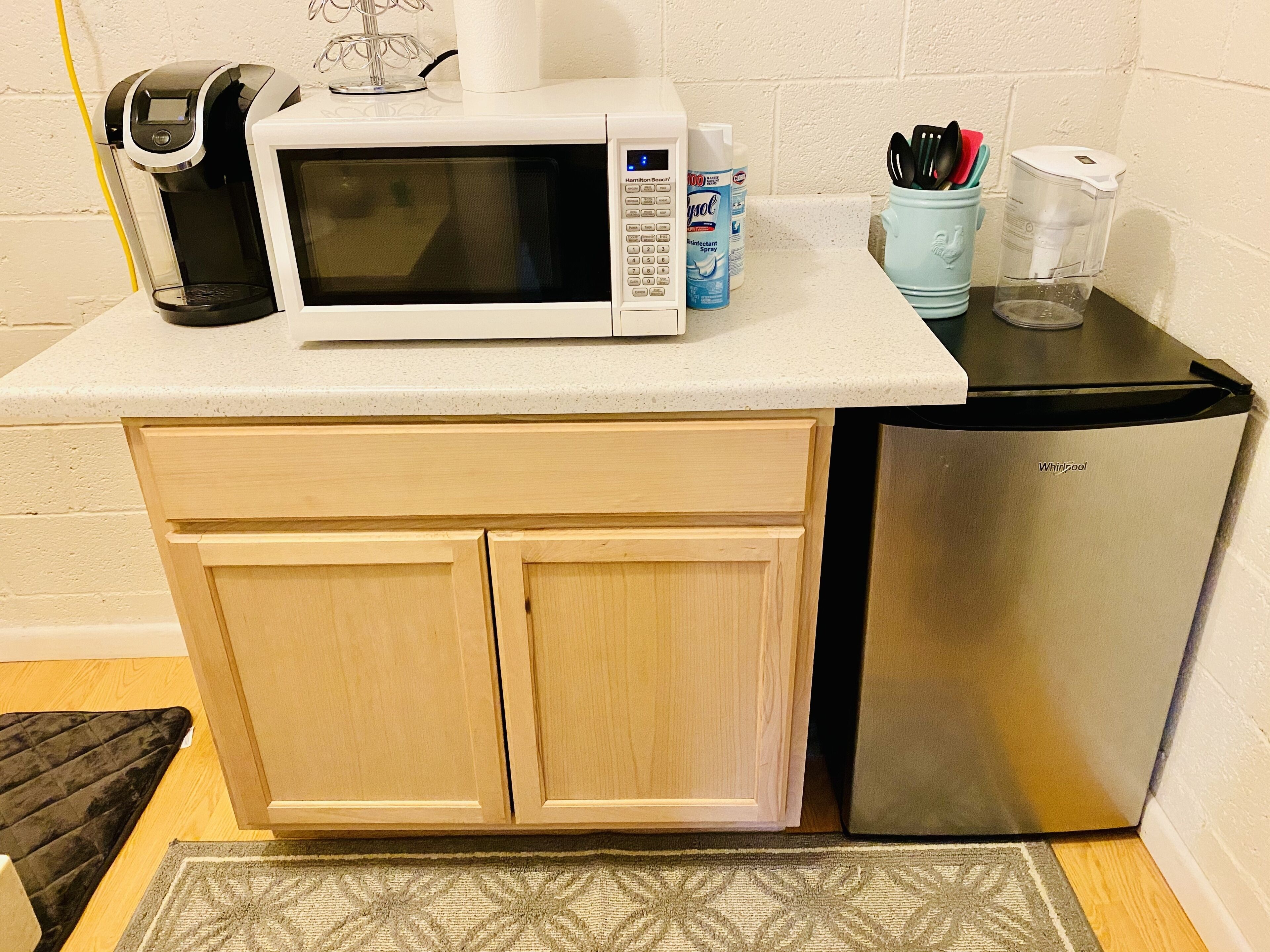 Fridge, microwave, coffee/tea maker, toaster