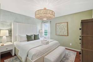 1 habitación, tabla de planchar con plancha, wifi gratis y ropa de cama 