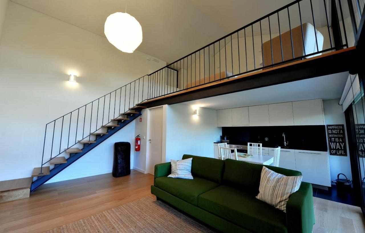 Bordtennisbord, bøger