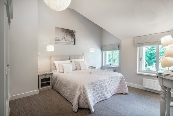 1 غرفة نوم ومكواة/لوح كي وسرير سفر وواي فاي