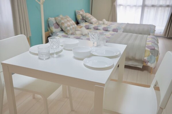 1 bedroom, desk, iron/ironing board, free WiFi