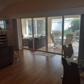 Interior - Designer Gardenia Model Between 466 & 466A! (The Villages)