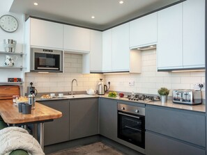 Geschirrspüler, Hochstuhl