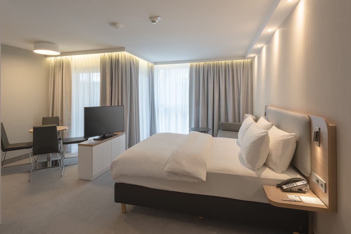 Suite, 1 Queen-Bett, Balkon