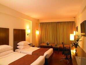 Memory-foam beds, minibar, in-room safe, individually decorated - Ramada by Wyndham Jaipur North (Jaipur)