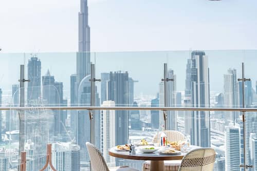 2 restaurants, breakfast, lunch, dinner served; Italian cuisine