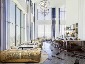 2 restaurants, breakfast, lunch, dinner served; Italian cuisine  - SLS Dubai Hotel & Residences (Dubai)