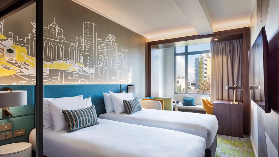 Mercure Auckland Queen Street