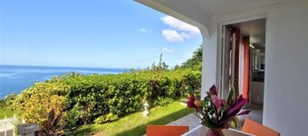 F2 APARTMENT WITH SEA VIEW ON GROUND FLOOR VILLA