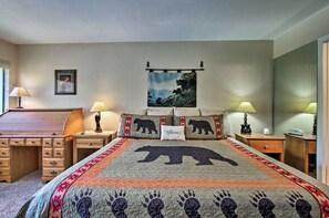 1 bedroom, desk, iron/ironing board, WiFi