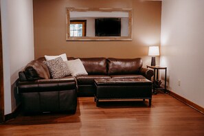 Smart-TV, Kamin, DVD-Player