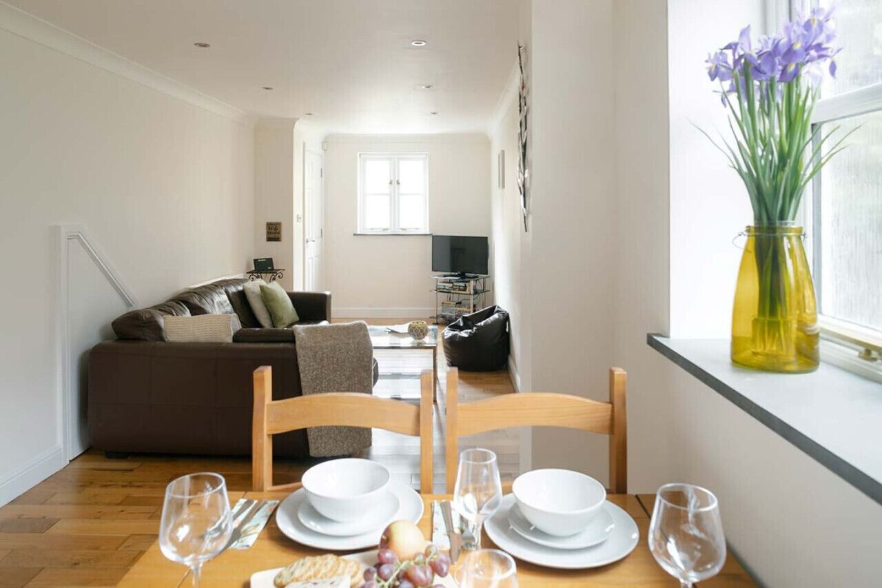2 Bedroom Central House Near Chapel Street - Newlyn