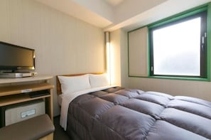 1 bedroom, desk, free WiFi, bed sheets