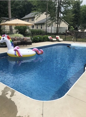 Outdoor pool, a heated pool